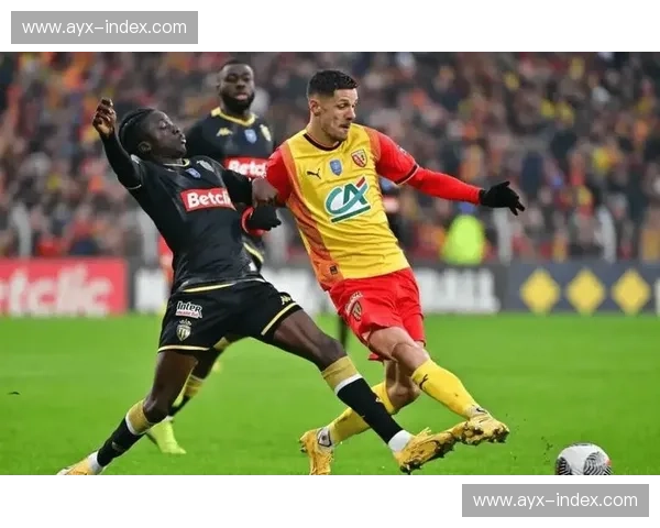 摩纳哥4-0大胜雷恩，法蒂破门追平个人单赛季进球纪录